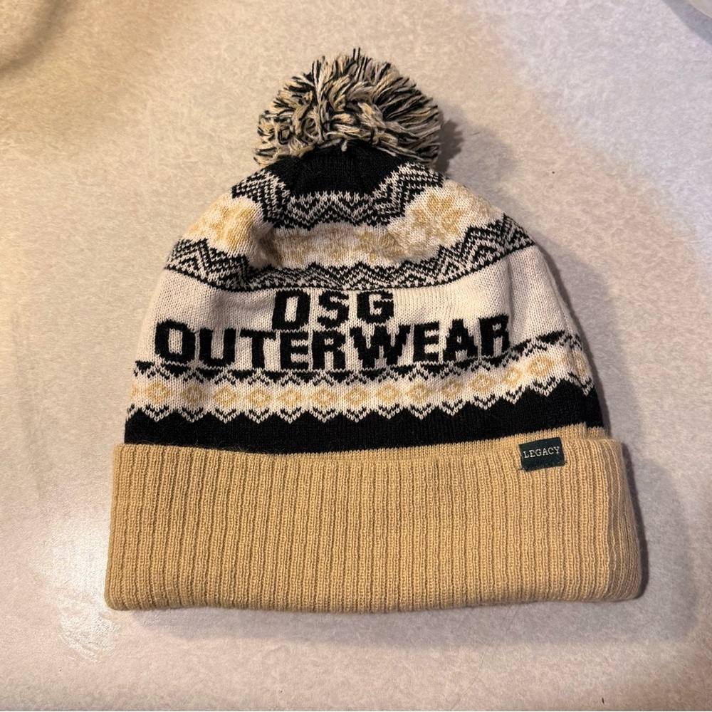 DSG Black and Cream Knit Beanie